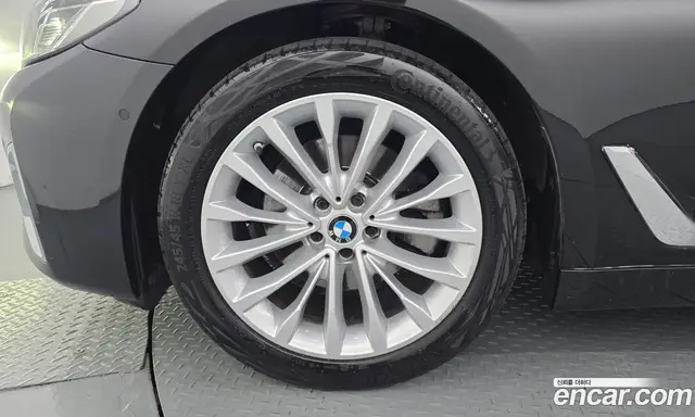 BMW 5 серия 2022 2.0 автомат (гидро), миниатюра 5 BMW 5 серия 2022 2.0 автомат (гидро), миниатюра 5