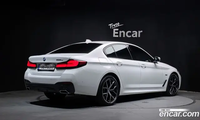 BMW 5 серия 2023 2.0 автомат (гидро), миниатюра 2 BMW 5 серия 2023 2.0 автомат (гидро), миниатюра 2