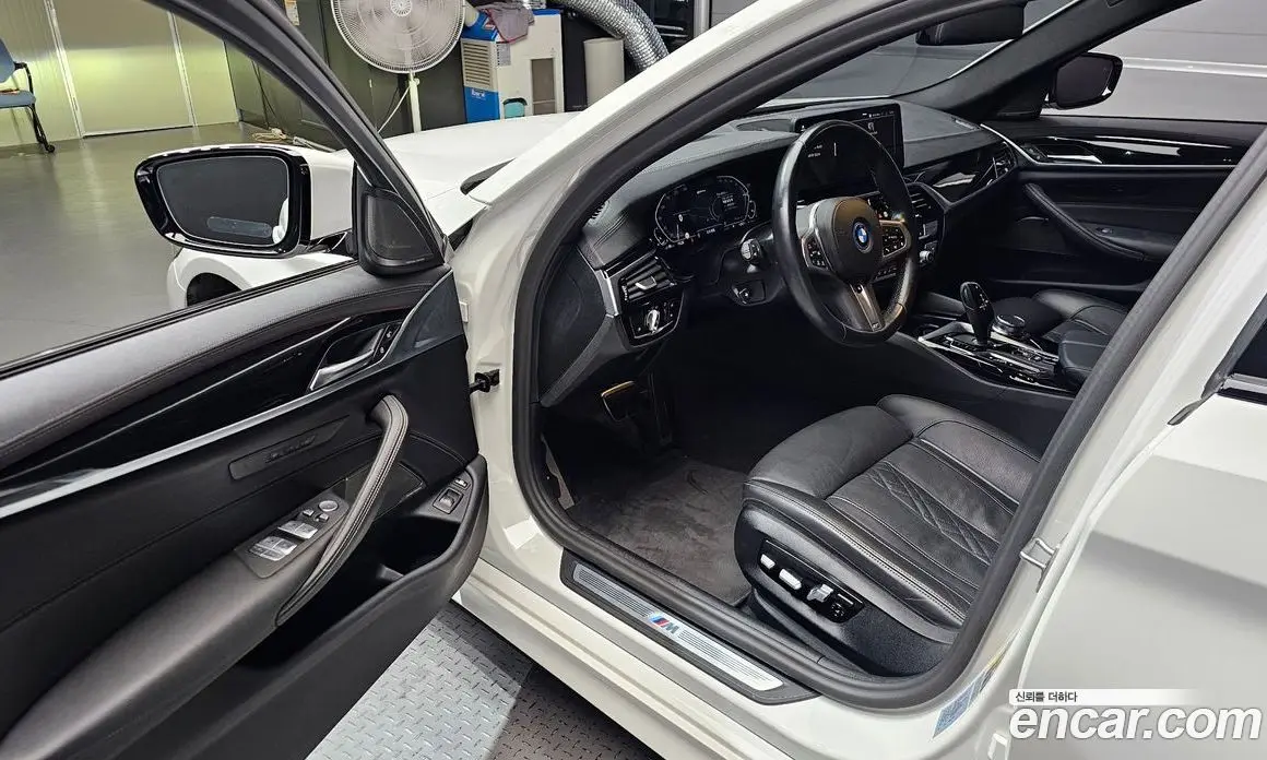 BMW 5 серия 2023 2.0 автомат (гидро), фото 13 BMW 5 серия 2023 2.0 автомат (гидро), фото 13