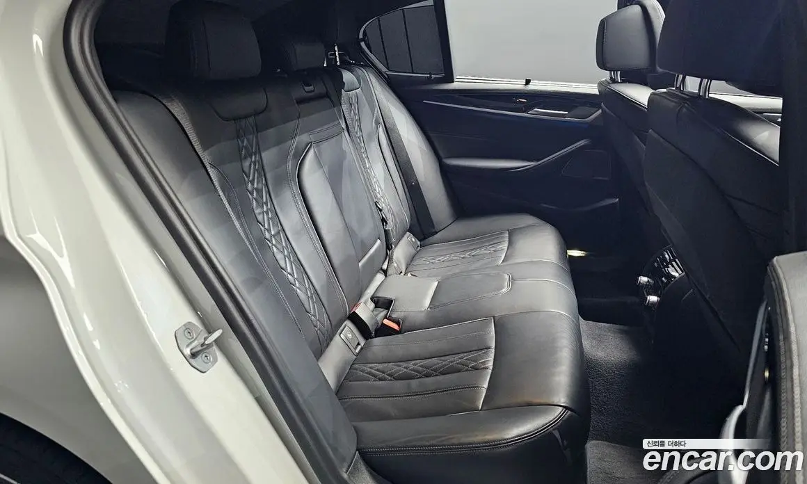 BMW 5 серия 2023 2.0 автомат (гидро), фото 17 BMW 5 серия 2023 2.0 автомат (гидро), фото 17