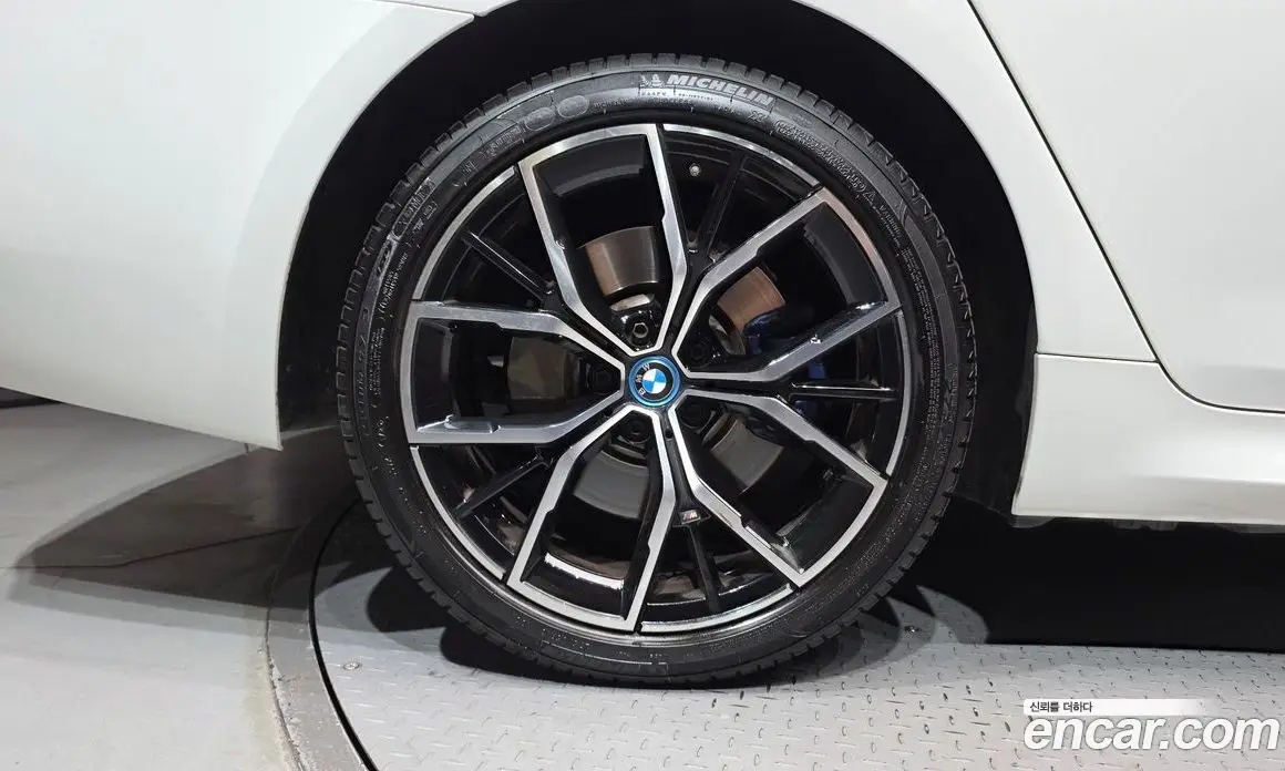 BMW 5 серия 2023 2.0 автомат (гидро), фото 5 BMW 5 серия 2023 2.0 автомат (гидро), фото 5