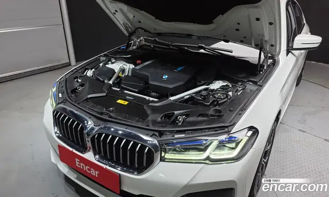 BMW 5 серия 2023 2.0 автомат (гидро), миниатюра 6 BMW 5 серия 2023 2.0 автомат (гидро), миниатюра 6