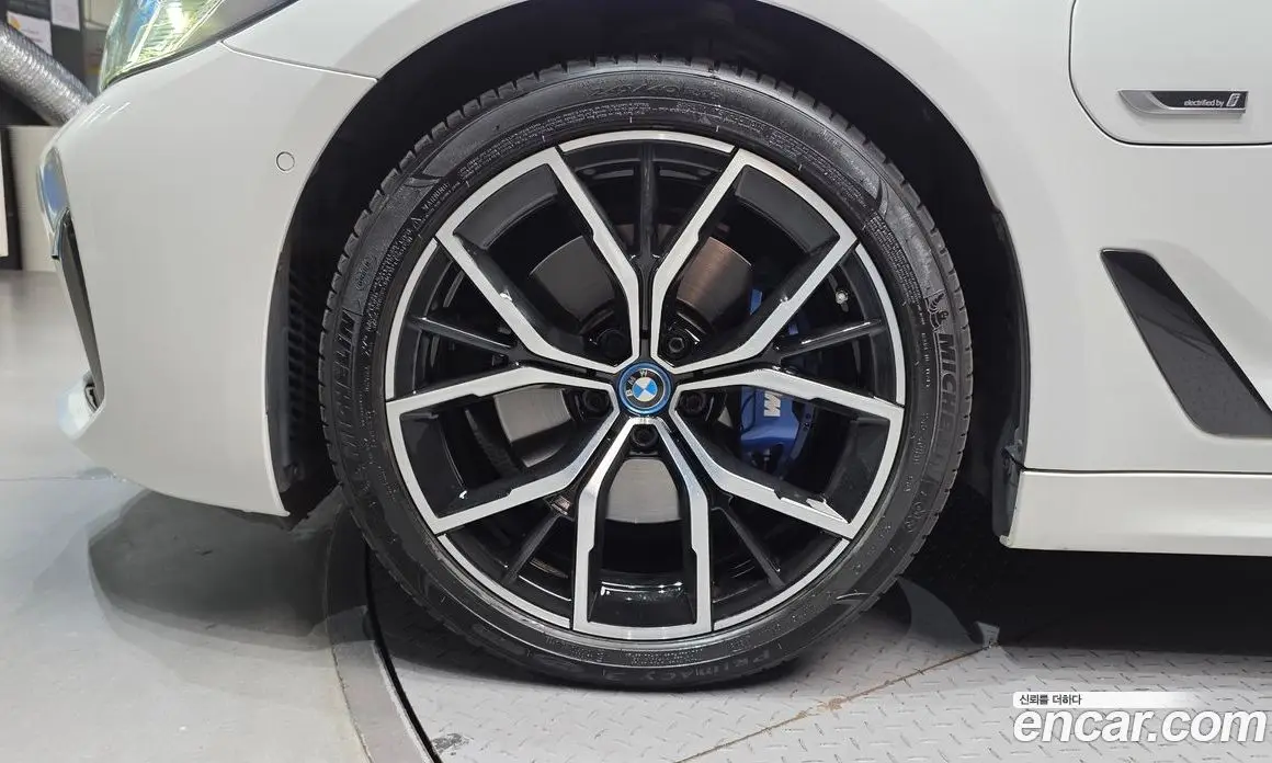 BMW 5 серия 2023 2.0 автомат (гидро), фото 7 BMW 5 серия 2023 2.0 автомат (гидро), фото 7