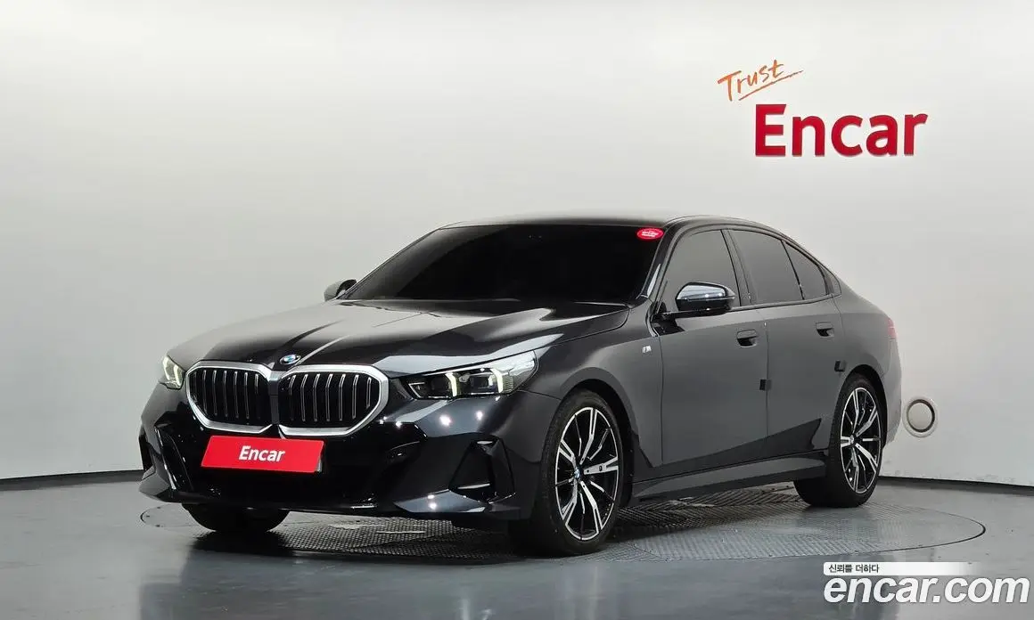 BMW 5 серия 2023 2.0 автомат (гидро), фото 1 BMW 5 серия 2023 2.0 автомат (гидро), фото 1