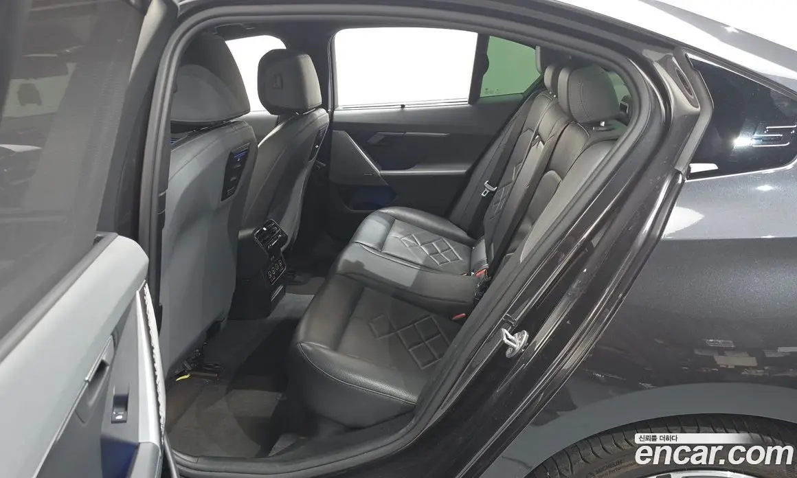 BMW 5 серия 2023 2.0 автомат (гидро), фото 17 BMW 5 серия 2023 2.0 автомат (гидро), фото 17