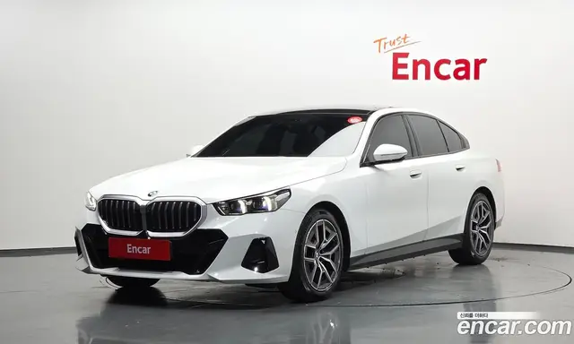 BMW 5 серия, 2025, 8 514 км