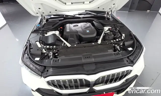 BMW 5 серия 2025 2.0 автомат (гидро), миниатюра 6