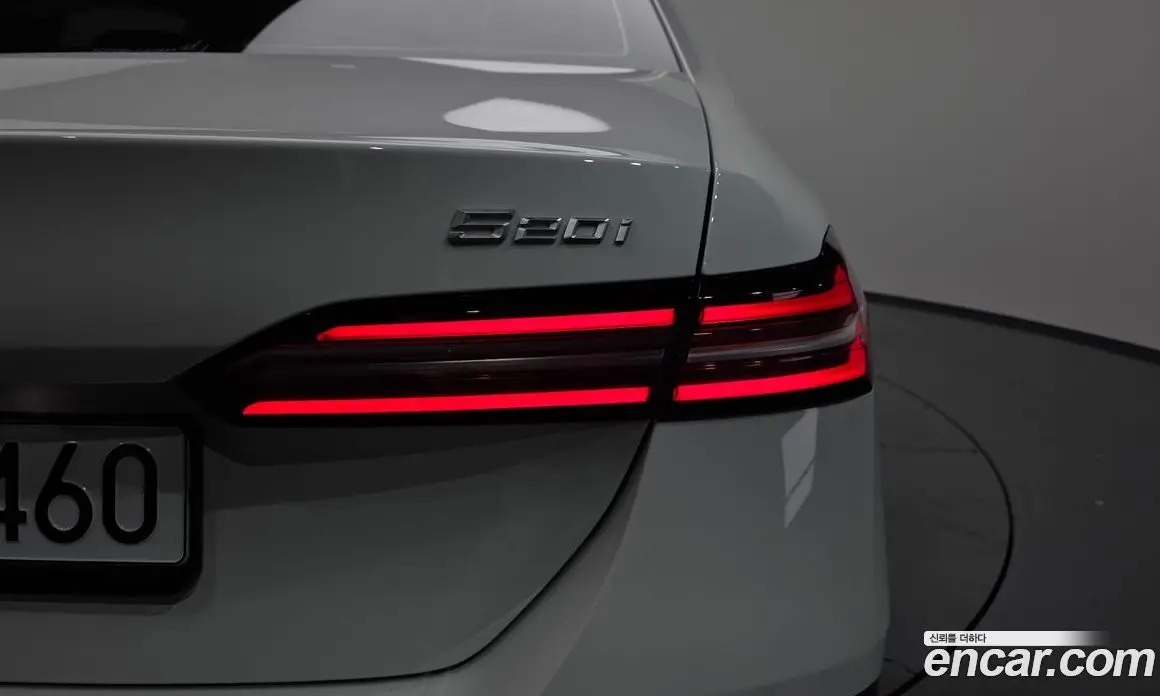 BMW 5 серия 2025 2.0 автомат (гидро), фото 9