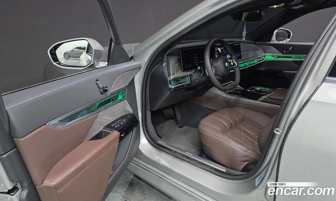BMW 7 серия 2023 3.0 автомат (гидро), фото 13 BMW 7 серия 2023 3.0 автомат (гидро), фото 13