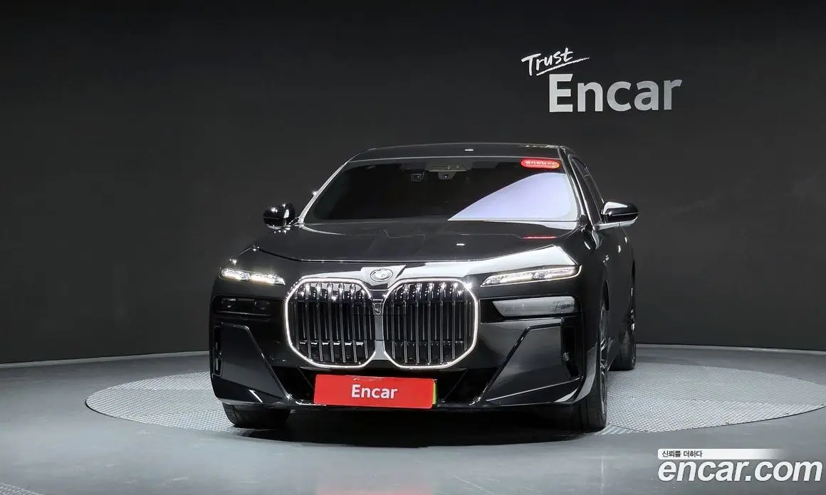 BMW 7 серия 2025 3.0 автомат (гидро), фото 2 BMW 7 серия 2025 3.0 автомат (гидро), фото 2