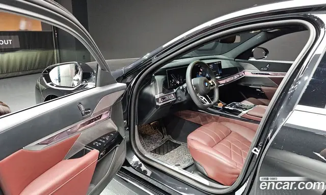 BMW 7 серия 2025 3.0 автомат (гидро), миниатюра 12