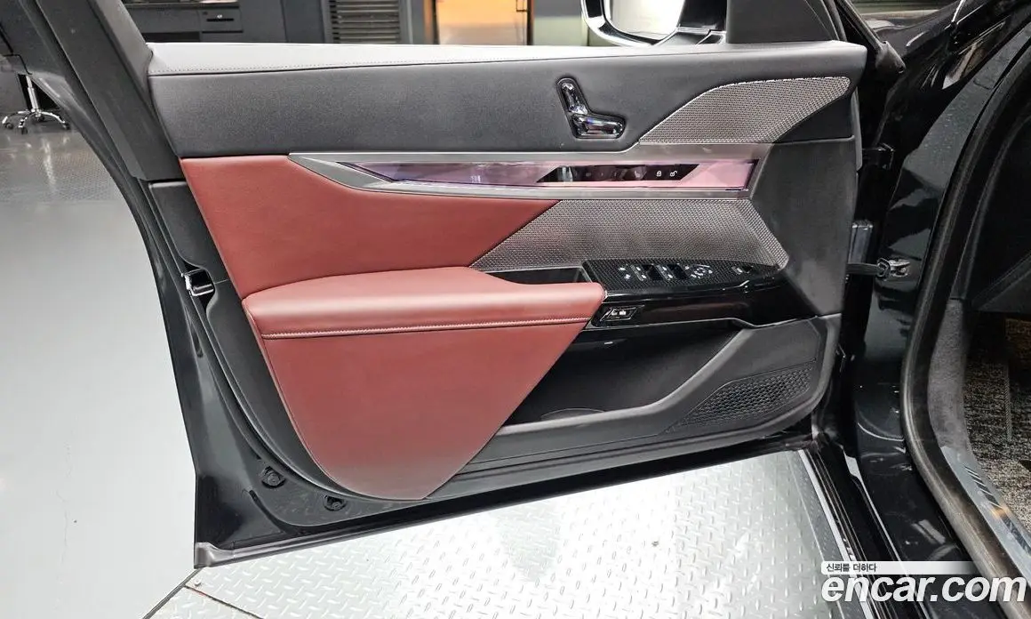 BMW 7 серия 2025 3.0 автомат (гидро), фото 13 BMW 7 серия 2025 3.0 автомат (гидро), фото 13