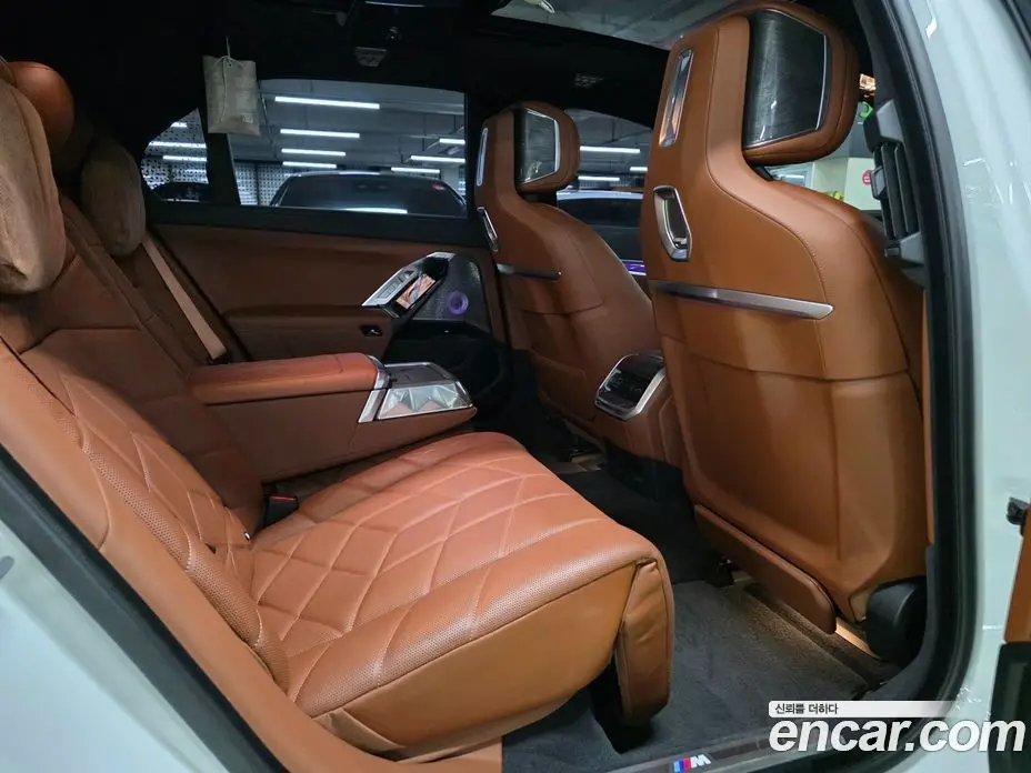 BMW i7 2023 0.3 автомат (гидро), фото 20