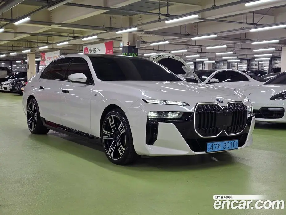 BMW i7 2023 0.3 автомат (гидро), фото 4