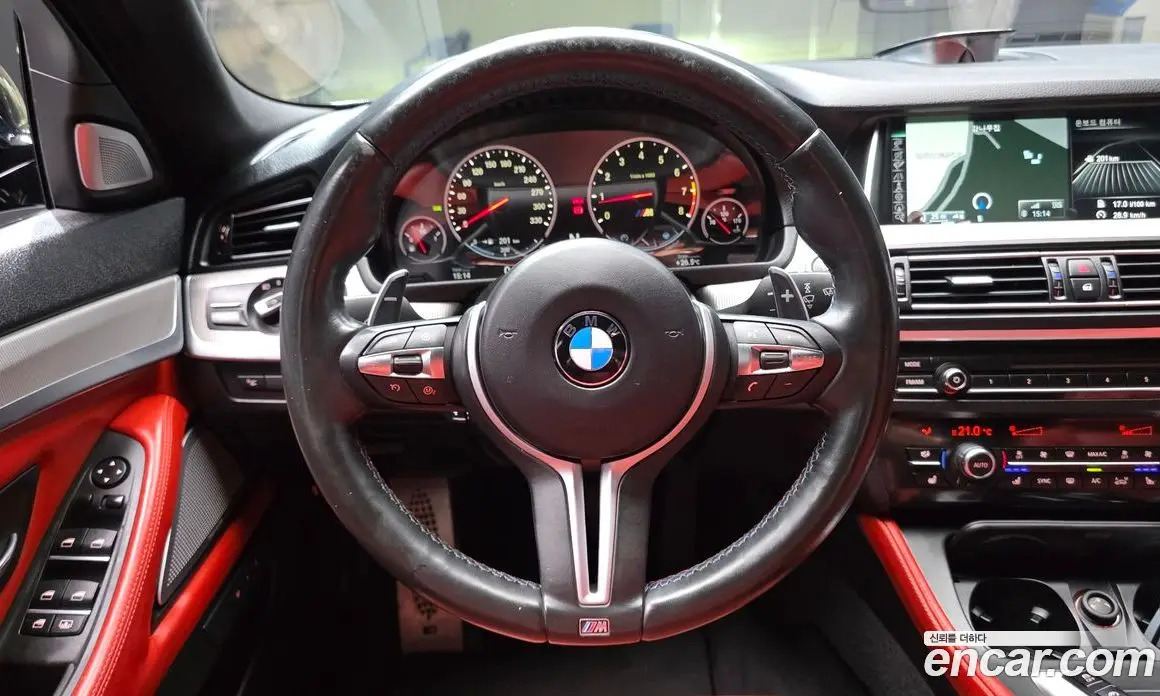 BMW M5 2016 4.4 автомат (гидро), фото 13 BMW M5 2016 4.4 автомат (гидро), фото 13