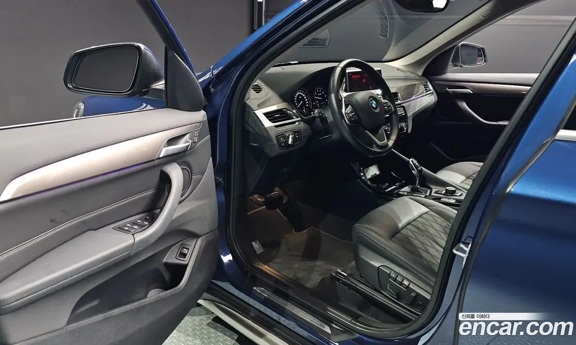BMW X1 2021 2.0 автомат (гидро), фото 13