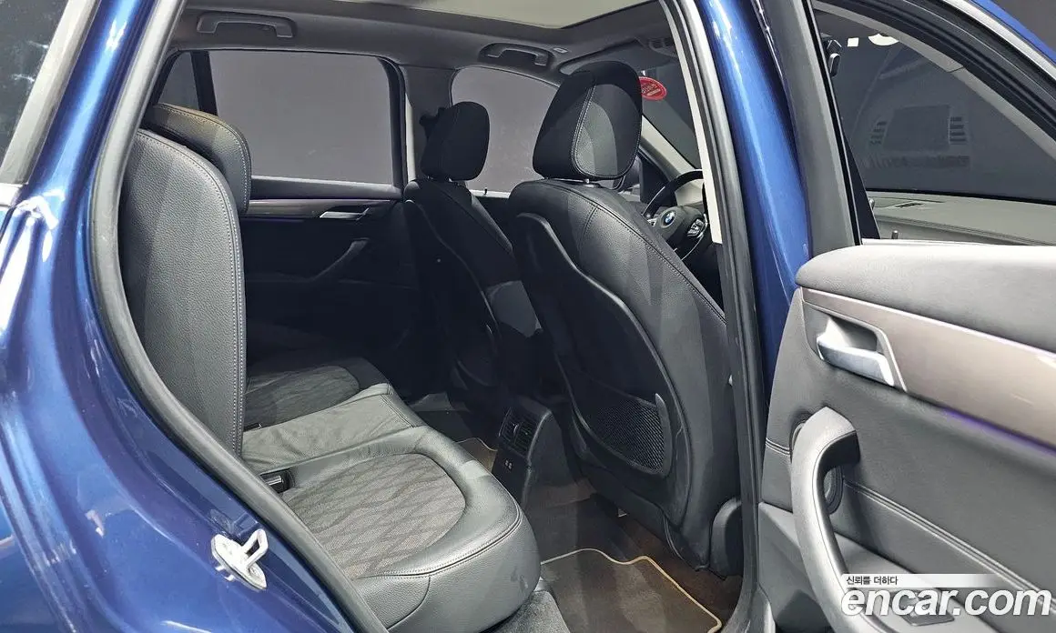 BMW X1 2021 2.0 автомат (гидро), фото 17