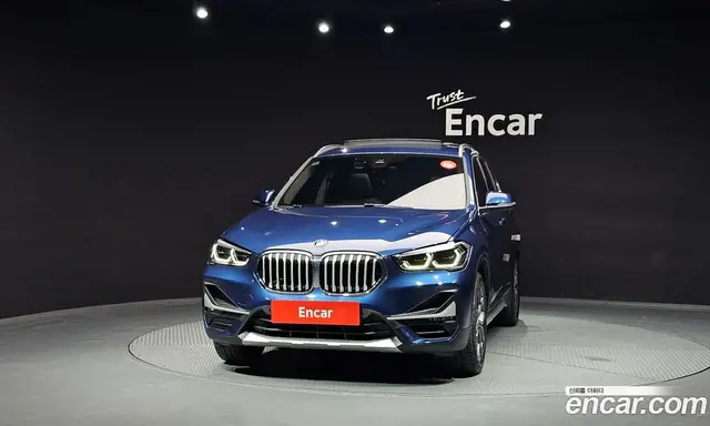 BMW X1 2021 2.0 автомат (гидро), миниатюра 3