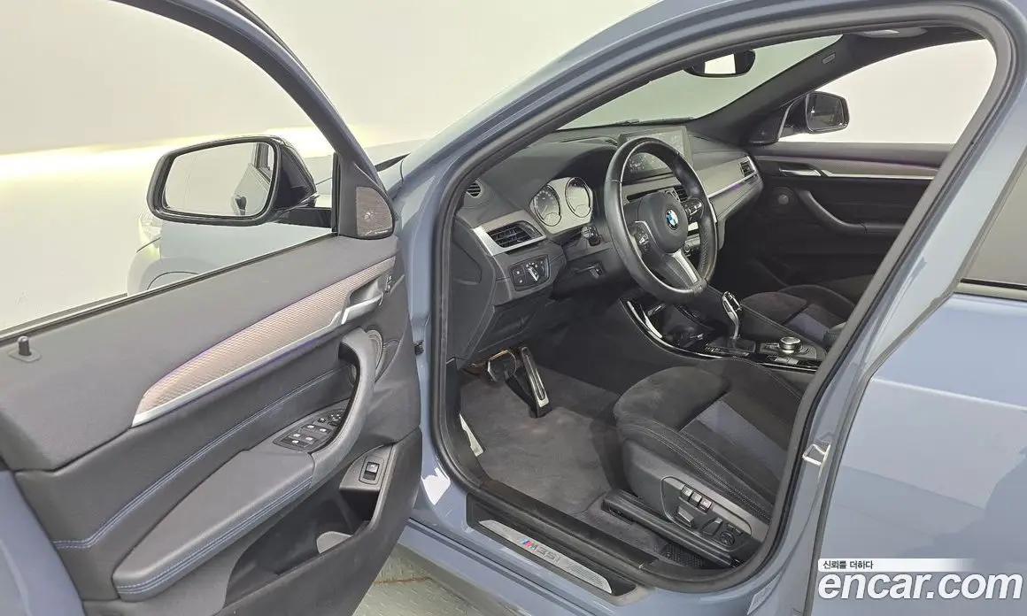 BMW X2 2022 2.0 автомат (гидро), фото 13