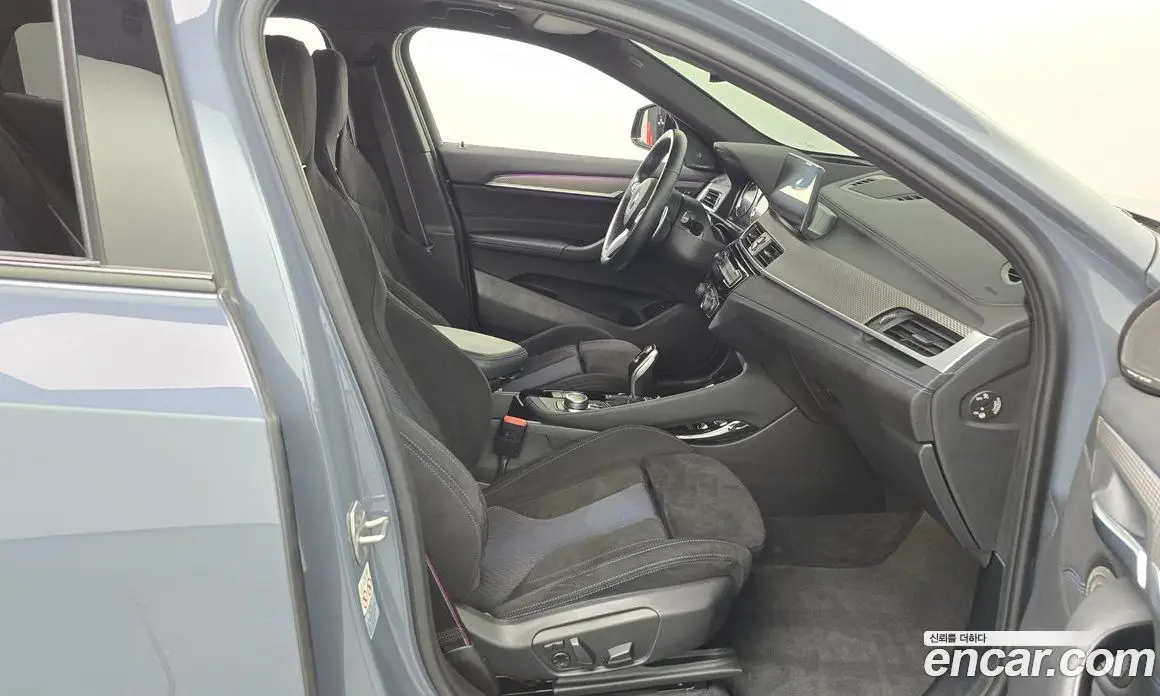 BMW X2 2022 2.0 автомат (гидро), фото 16