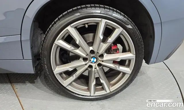 BMW X2 2022 2.0 автомат (гидро), миниатюра 7