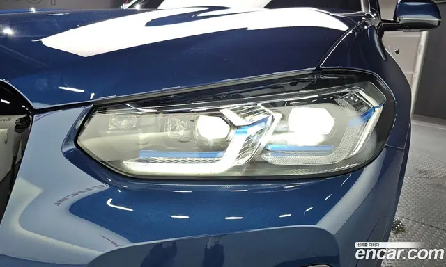 BMW X3 2023 2.0 автомат (гидро), миниатюра 8