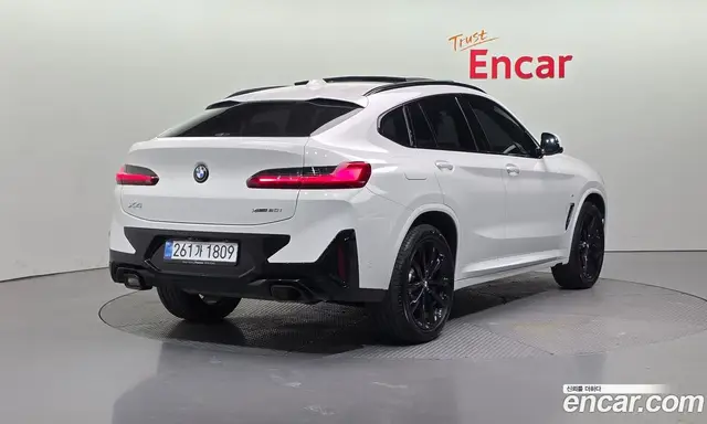 BMW X4 2025 2.0 автомат (гидро), миниатюра 2