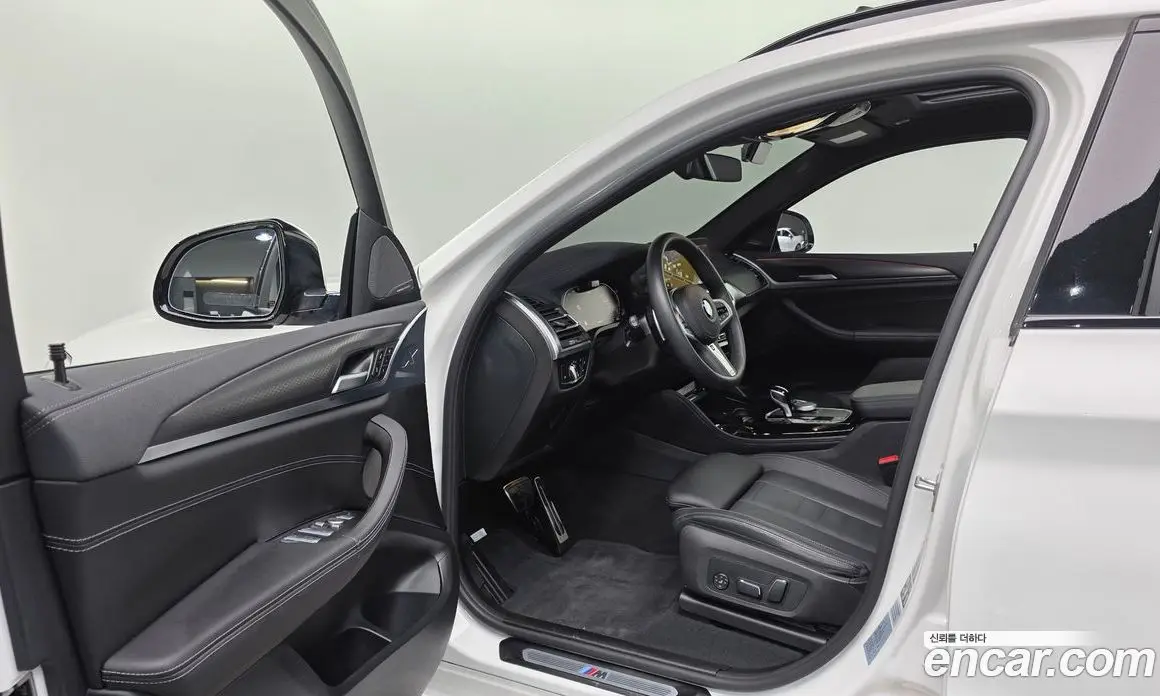 BMW X4 2025 2.0 автомат (гидро), фото 19