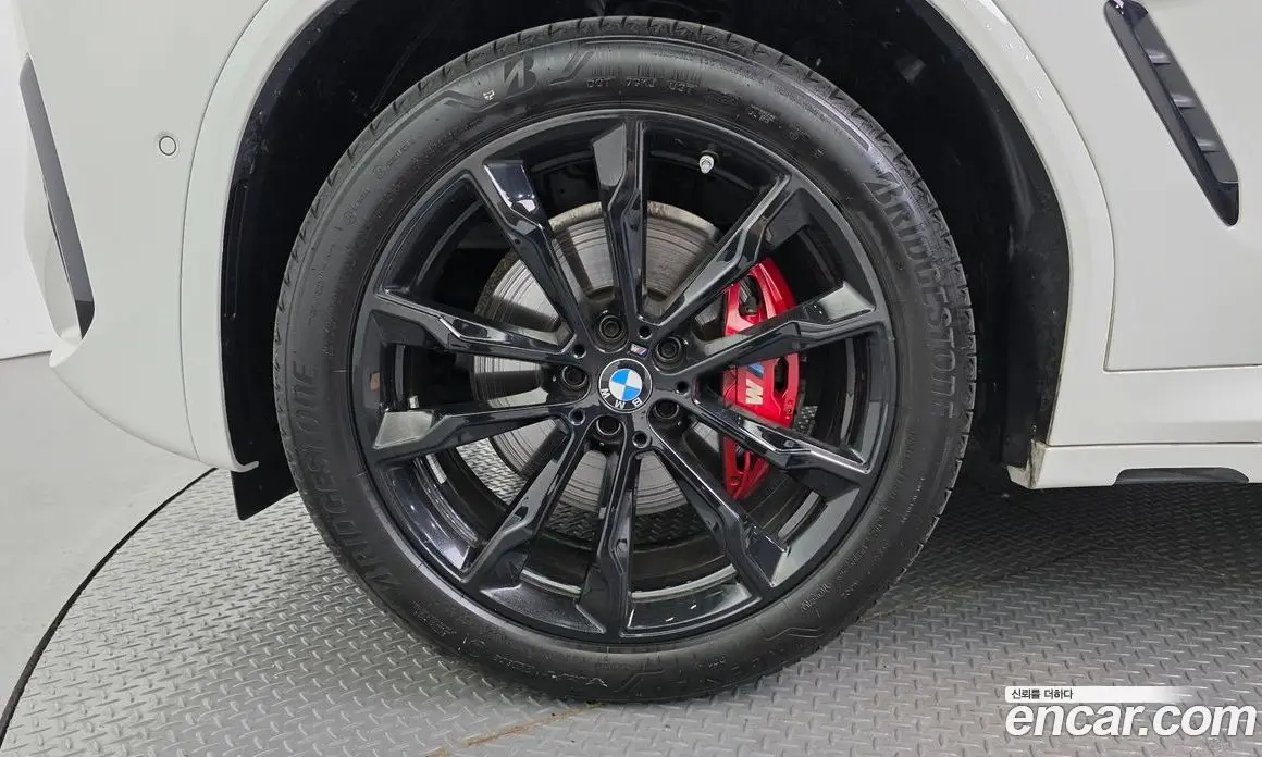 BMW X4 2025 2.0 автомат (гидро), фото 5