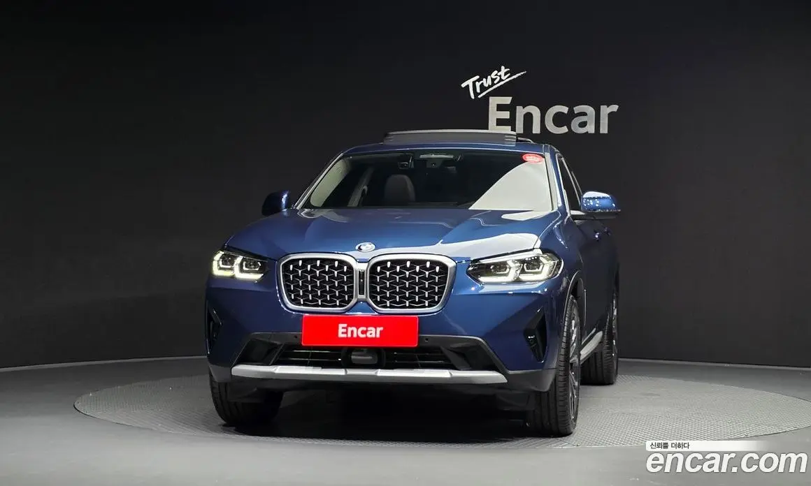 BMW X4 2025 2.0 автомат (гидро), фото 3