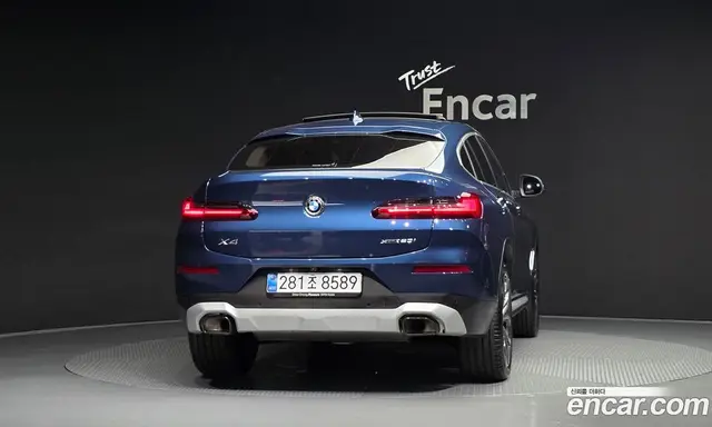 BMW X4 2025 2.0 автомат (гидро), миниатюра 4