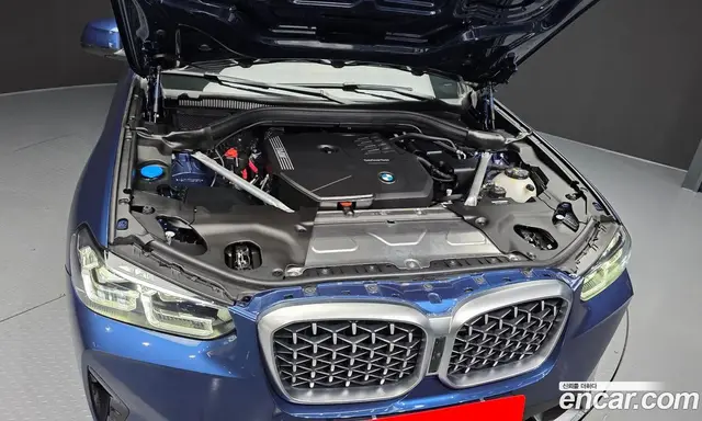 BMW X4 2025 2.0 автомат (гидро), миниатюра 6