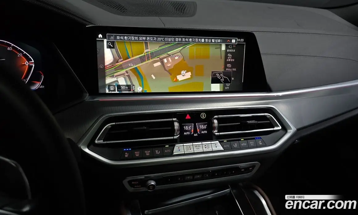 BMW X6 2023 3.0 автомат (гидро), фото 20