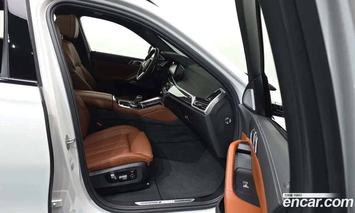 BMW X6 2023 4.4 автомат (гидро), фото 17 BMW X6 2023 4.4 автомат (гидро), фото 17