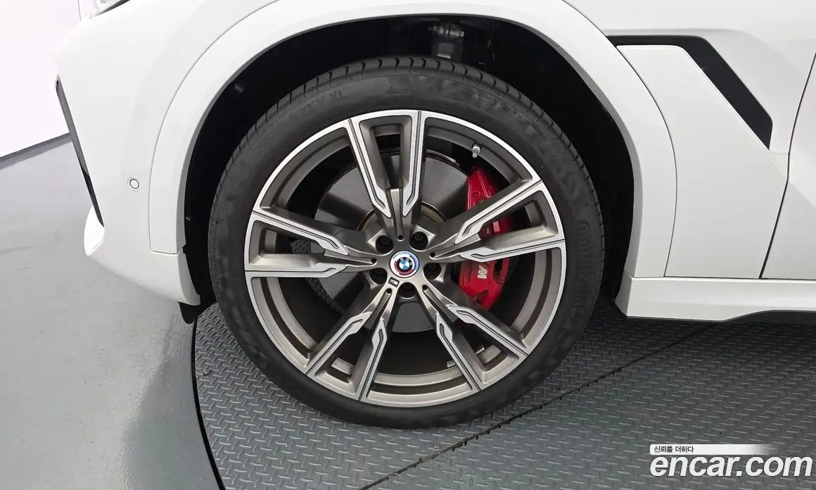 BMW X6 2023 4.4 автомат (гидро), фото 5 BMW X6 2023 4.4 автомат (гидро), фото 5