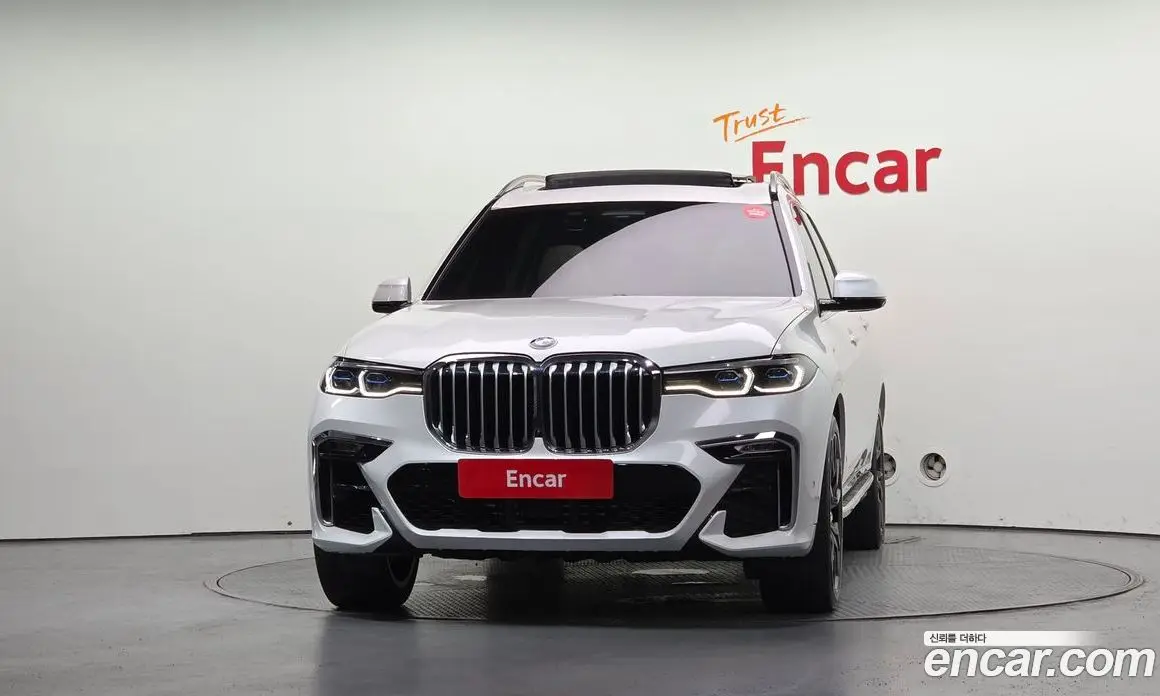 BMW X7 2021 3.0 автомат (гидро), фото 3
