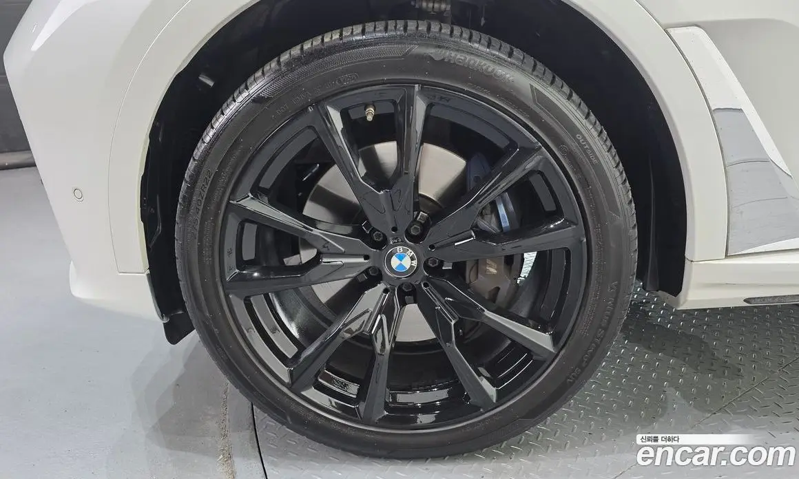 BMW X7 2021 3.0 автомат (гидро), фото 5