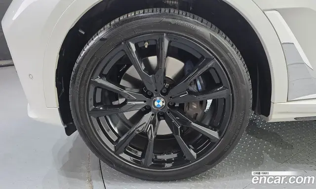 BMW X7 2021 3.0 автомат (гидро), миниатюра 5