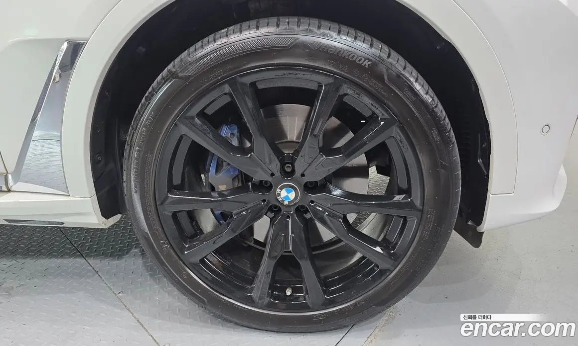 BMW X7 2021 3.0 автомат (гидро), фото 7