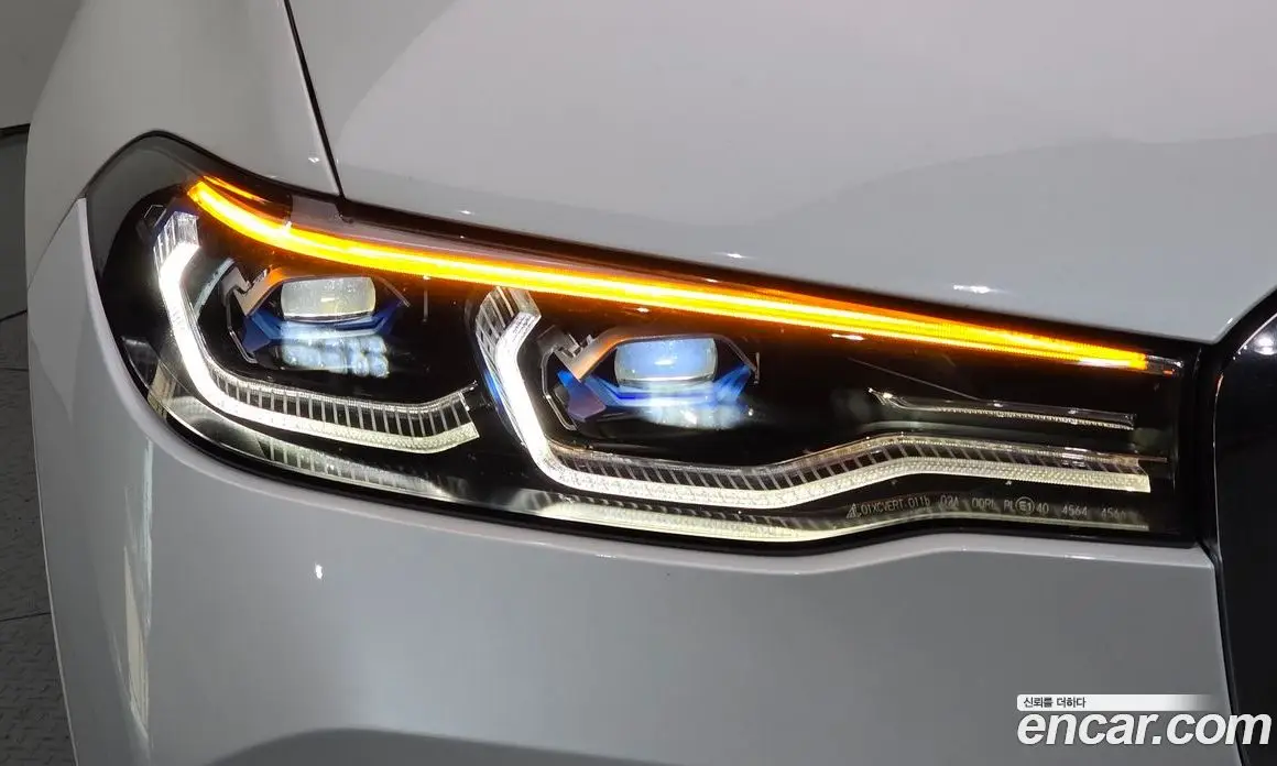 BMW X7 2021 3.0 автомат (гидро), фото 8