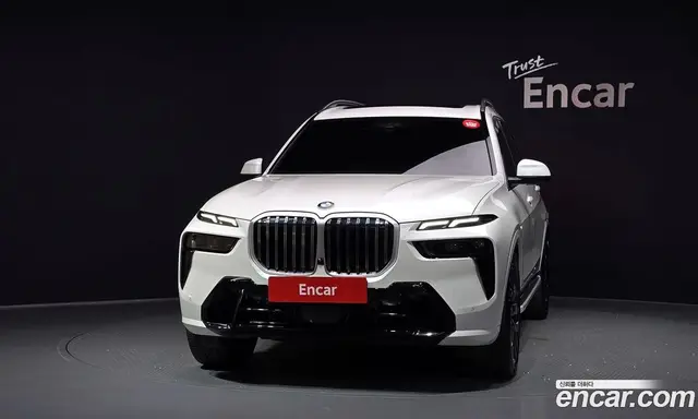 BMW X7 2024 3.0 автомат (гидро), миниатюра 3