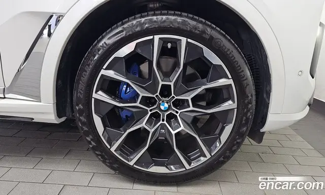 BMW X7 2024 3.0 автомат (гидро), миниатюра 7