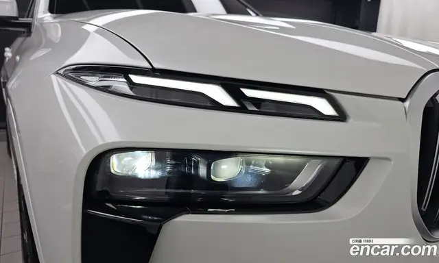 BMW X7 2024 3.0 автомат (гидро), миниатюра 8