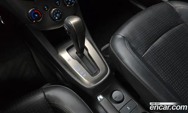 Chevrolet Aveo 2015 1.4 автомат (гидро), миниатюра 12