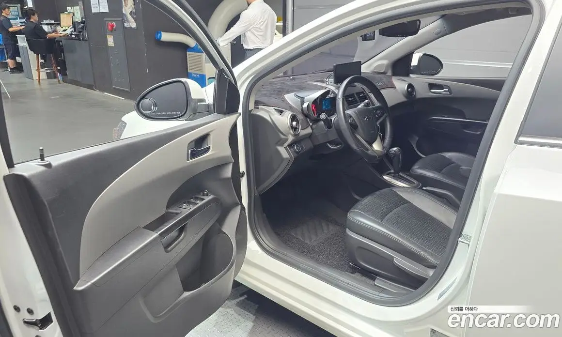 Chevrolet Aveo 2015 1.4 автомат (гидро), фото 13
