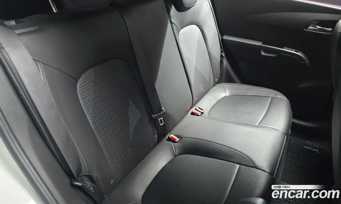Chevrolet Aveo 2015 1.4 автомат (гидро), фото 17