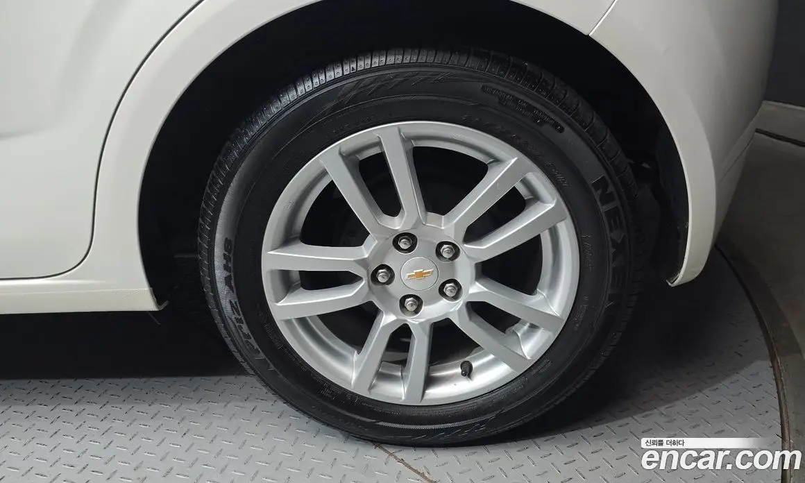 Chevrolet Aveo 2015 1.4 автомат (гидро), фото 7