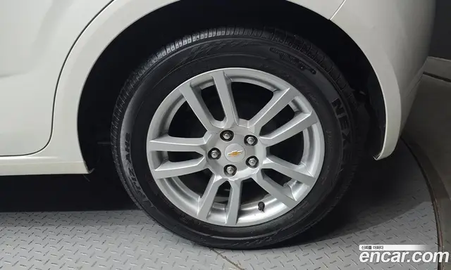 Chevrolet Aveo 2015 1.4 автомат (гидро), миниатюра 7