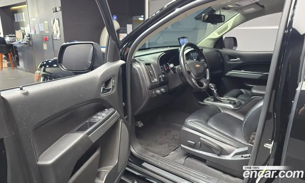 Chevrolet Colorado 2021 3.6 автомат (гидро), фото 10