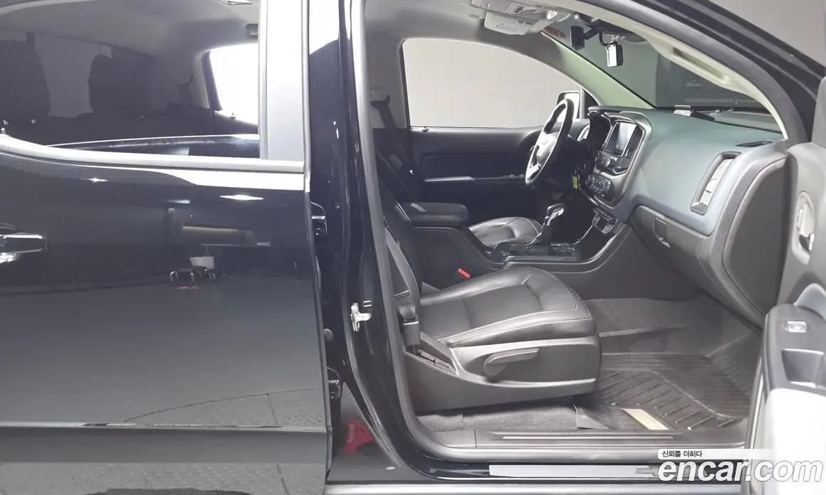 Chevrolet Colorado 2022 3.6 автомат (гидро), фото 16
